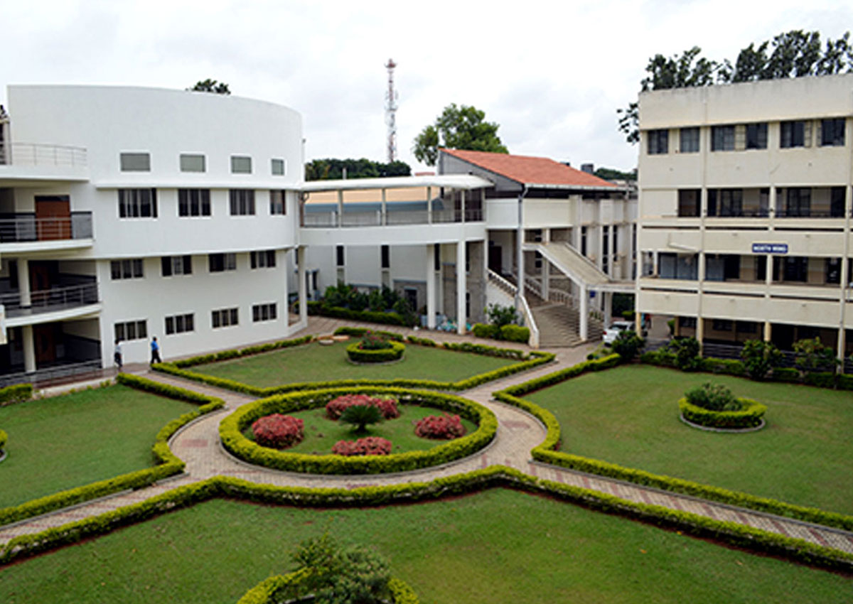 D.A.PANDU MEMORIAL R.V.DENTAL COLLEGE