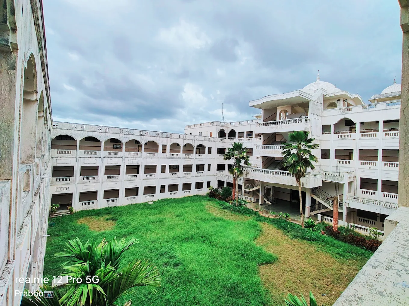 SRI TARALABALU JAGADGURU INSTITUTE OF TECHNOLOGY (STJIT)