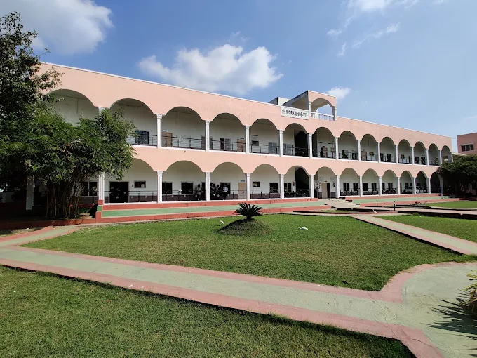 VISHNU INSTITUTE OF TECHNOLOGY