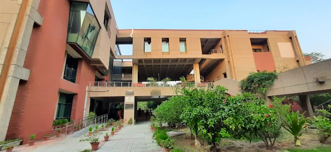 IIT Kanpur- Department of Management Science