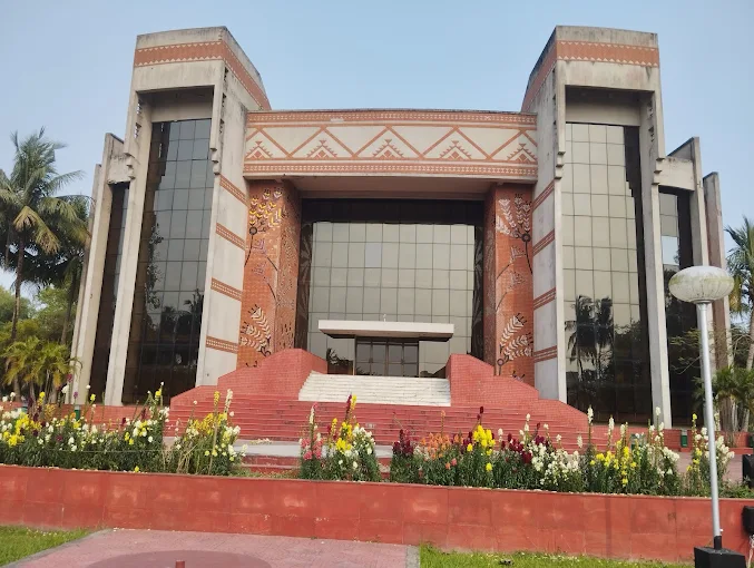 Indian Institute of Management Calcutta (IIM Calcutta)