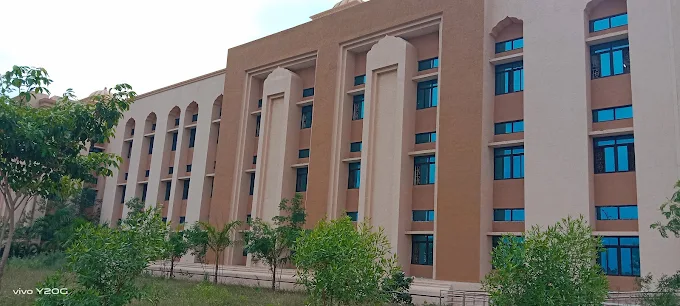 Krishna University (KrU)